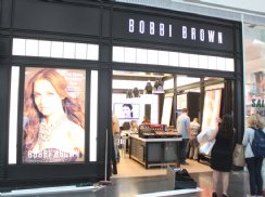 Bobbi Brown 